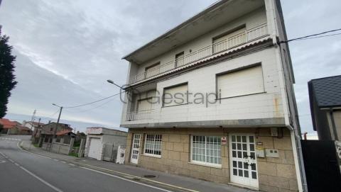 EDIFICIO CON GRAN POTENCIAL EN SAN VICENTE DO GROVE