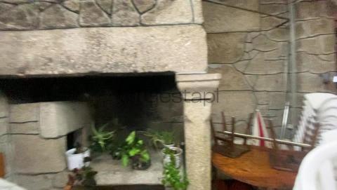 EDIFICIO CON GRAN POTENCIAL EN SAN VICENTE DO GROVE