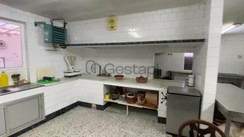 EDIFICIO CON GRAN POTENCIAL EN SAN VICENTE DO GROVE