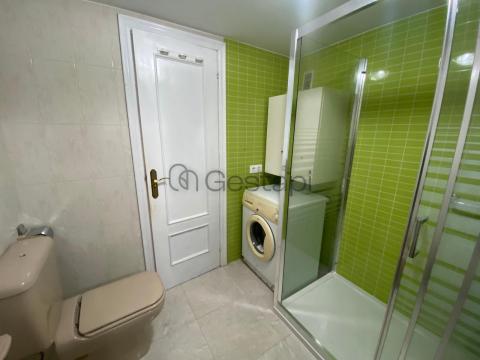 PISO 3 HABITACIONES C/ VIGO